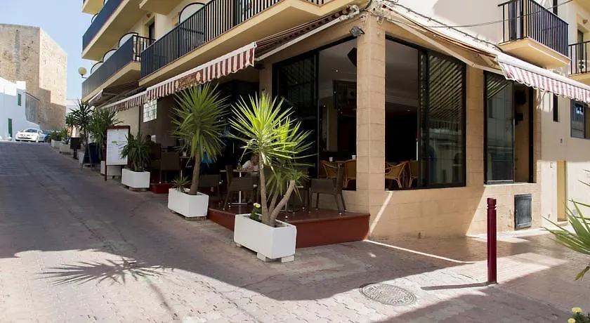 Aparthotel Apartamentos Casa Maria San Antonio